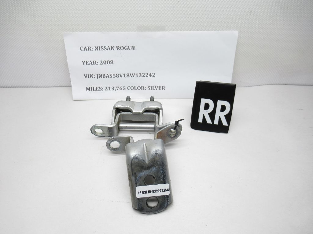 2008-2013 Nissan Rogue Right Rear Door Hinges 82420-8H70A OEM