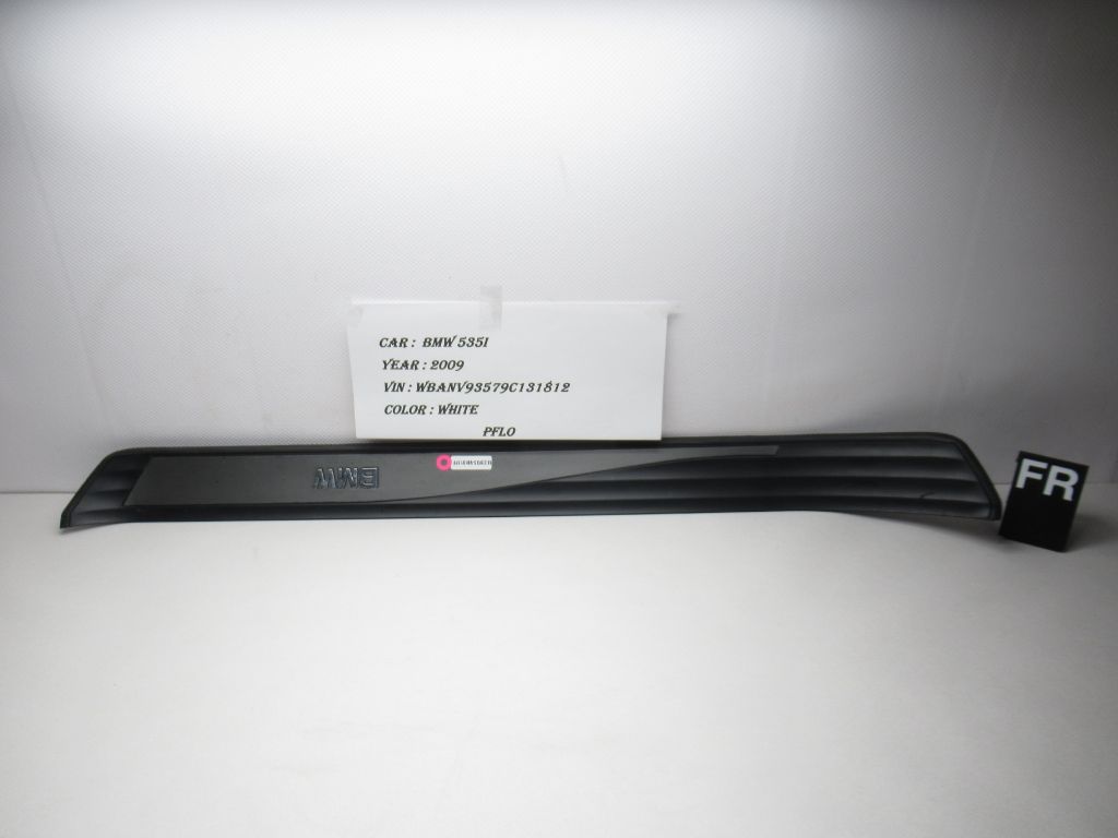 2008-2010 BMW 535i Front Right  Side Door Sill Scuff Plate Panel 51477034304 OEM