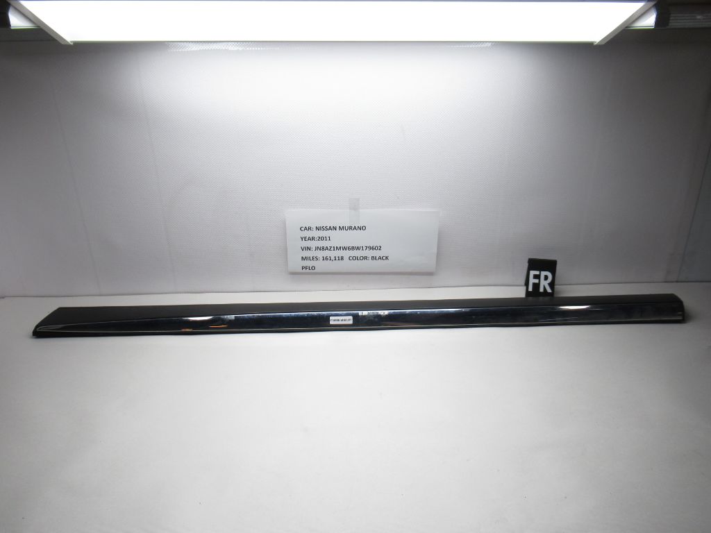 2011 Nissan Murano Front Right Lower Molding 80870-1AA2A OEM