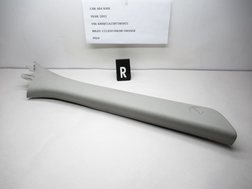 10-14 Kia Soul RH Windscreen A Pillar Trim Panel 85821-2K000 OEM