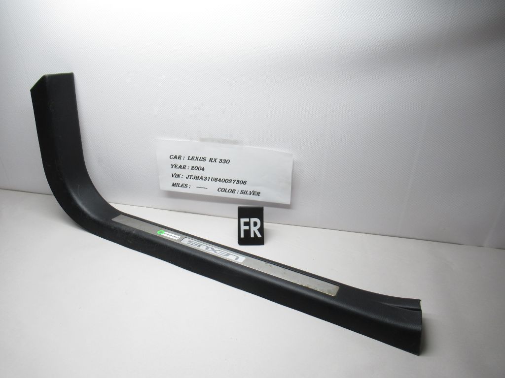 04-06 Lexus RX330 Side Door Sill Trim Plate FR 67910-48020 OEM