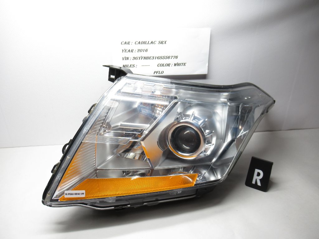 2010 - 2016 CADILLAC SRX Right Side Headlight 9483270 OEM