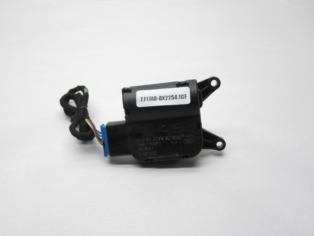 06-14 VW Jetta Sportwagen Air Heater Temperature Control Valve 1K1907511C OEM