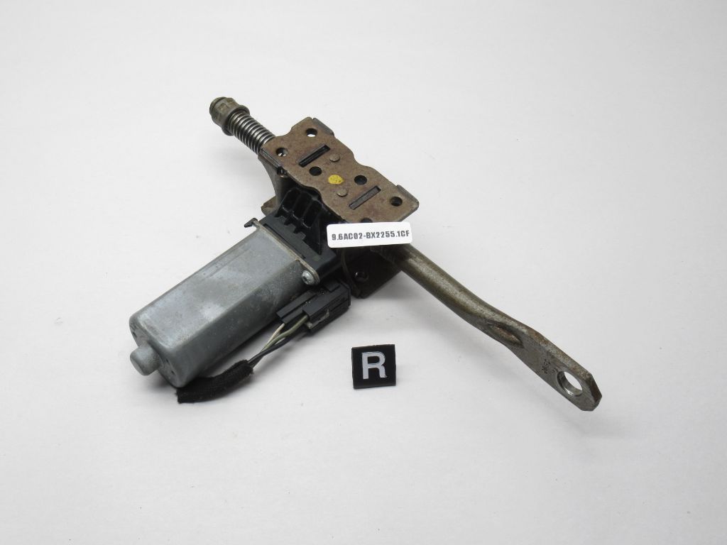 13-15 MERCEDES GL450 Front Right Seat Adjustment Motor 960562 105 OEM