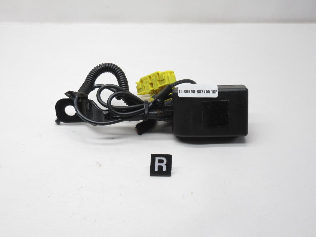 13-15 MERCEDES GL450 Right Seat Belt Buckle a166 860 01 69 OEM