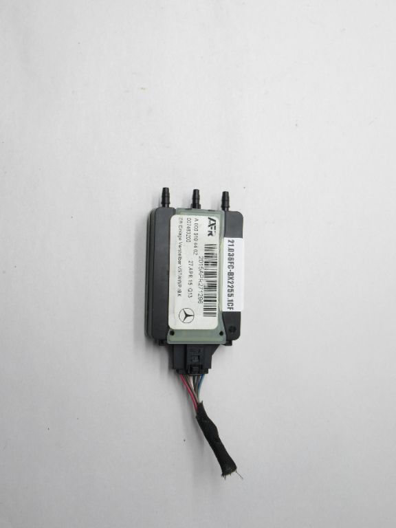 2013-2015 Mercedes GL450 Lumbar Support Control Module A0009104402 OEM