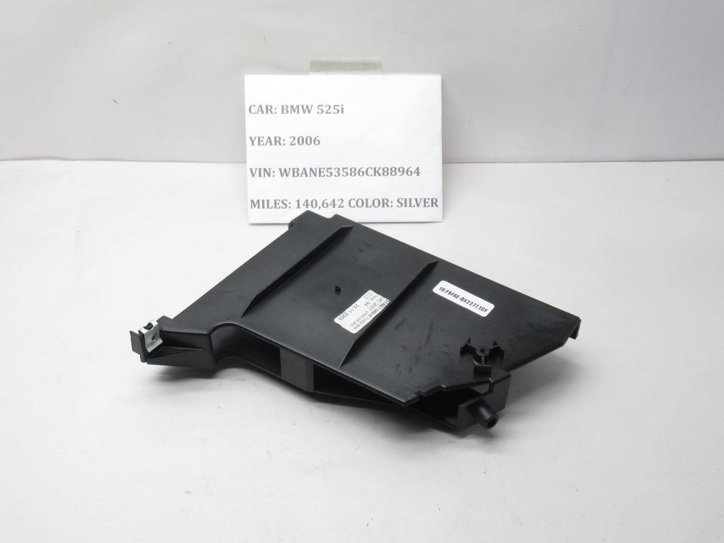 2006-2010 BMW 525i Front Left Dash Cup Holder 51457063409 OEM