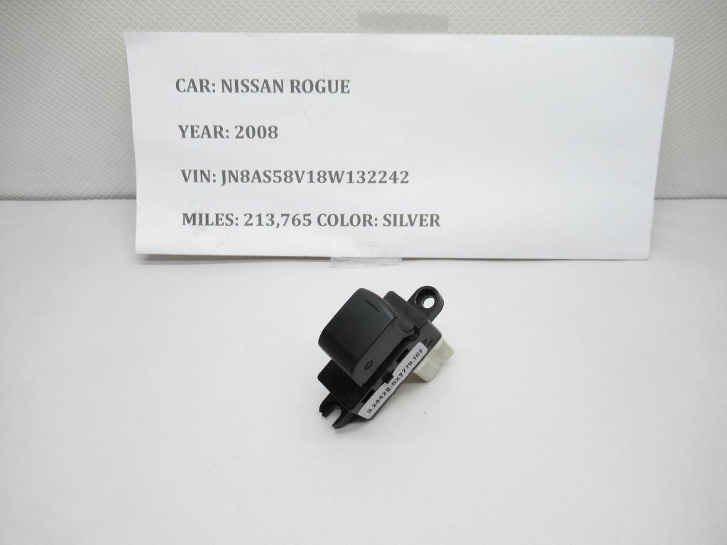 2008 - 2013 NISSAN ROGUE Rear Right Window Control Switch 25411-AX01A OEM