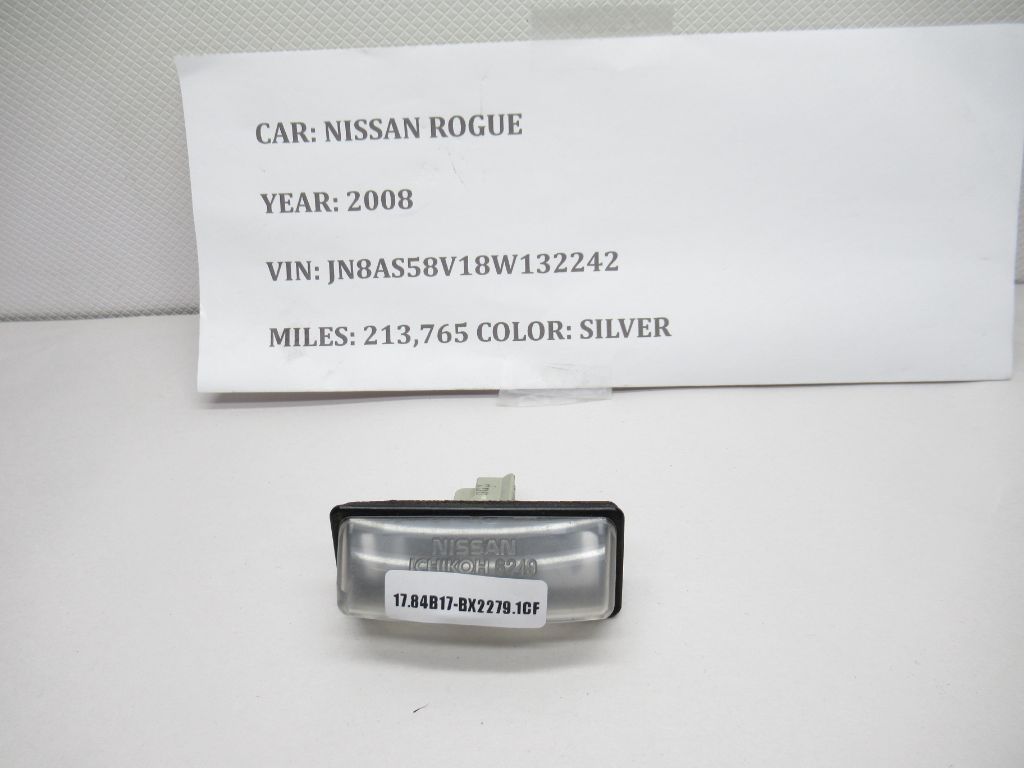 2008-2013 NISSAN ROGUE Rear License Plate Light Lamp 265109Y00A OEM