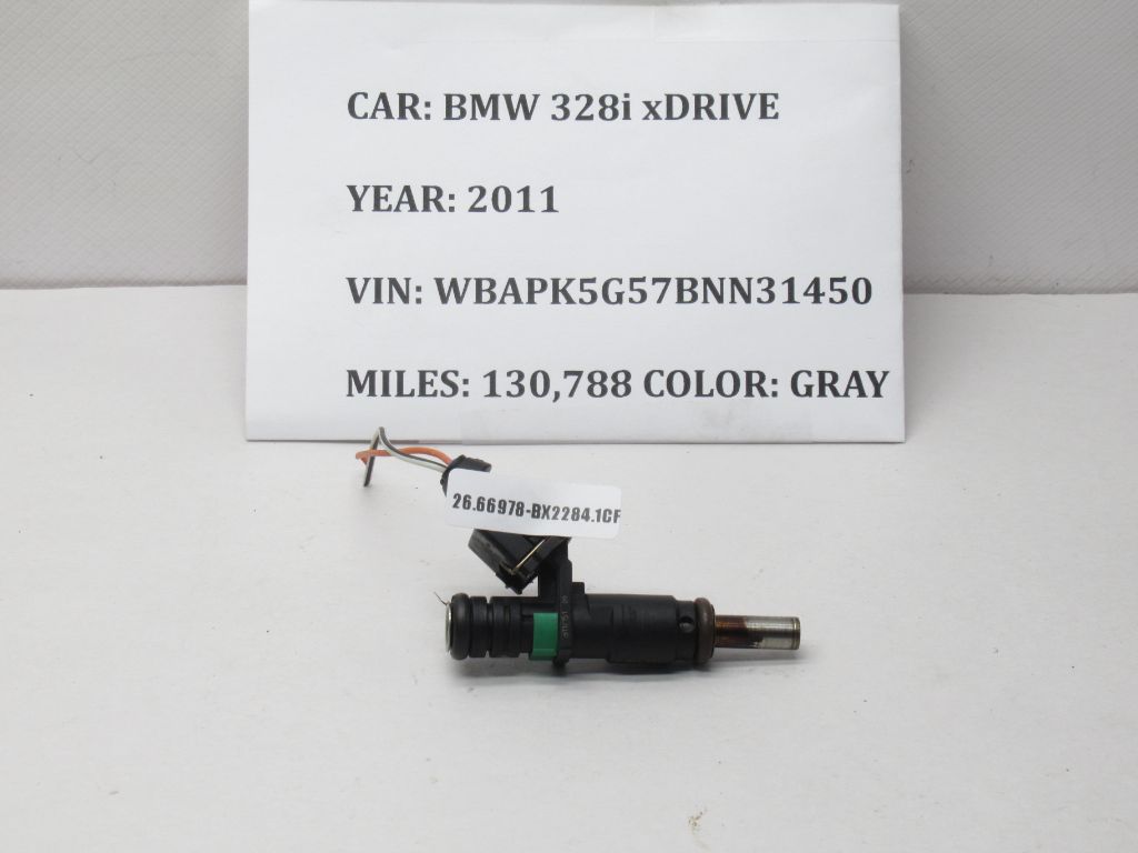 2011-2013 BMW 328i xDRIVE Fuel Injector 7531634 OEM