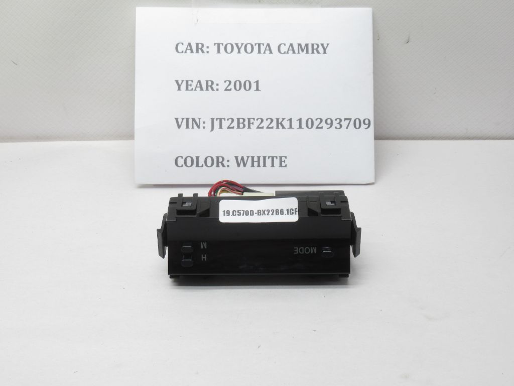 92-01 Toyota Camry Dashboard Digital Watch 83910-33030 OEM
