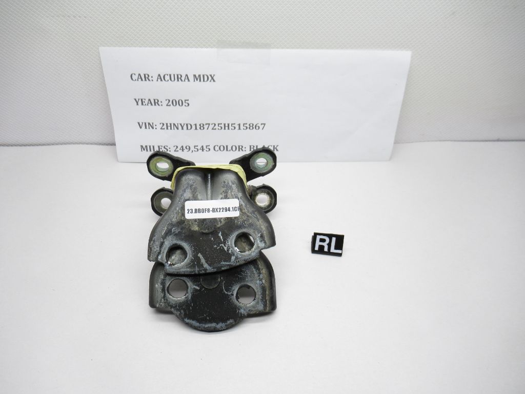 2004-2006 Acura MDX Left Rear Upper Lower Hinges 67450-S9V-305ZZ OEM