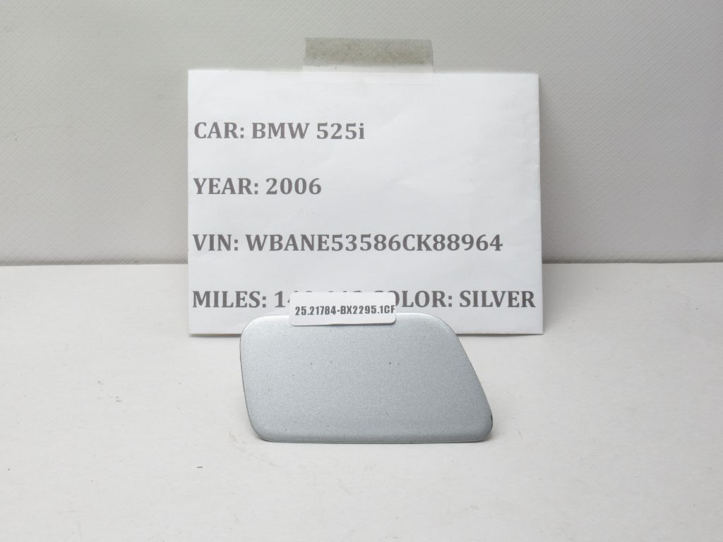 2004-2010 BMW 525i Front Right Headlight Washer Cap Cover 5111-7056948-09 OEM