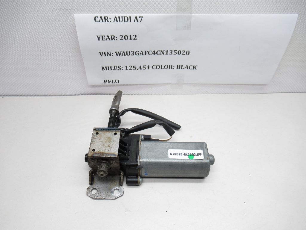 12-18 Audi A7 Front Left Seat Adjustment Motor 988582-105 OEM