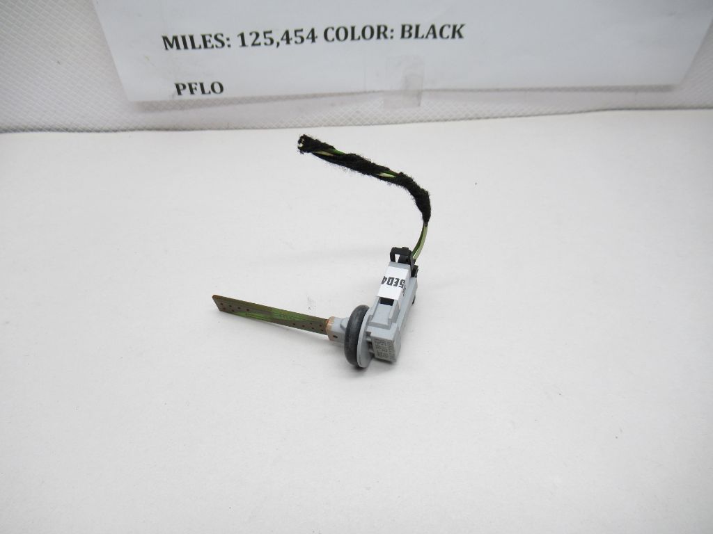 2012-2018 Audi A7 Temperature Sensor 3D0907543A OEM