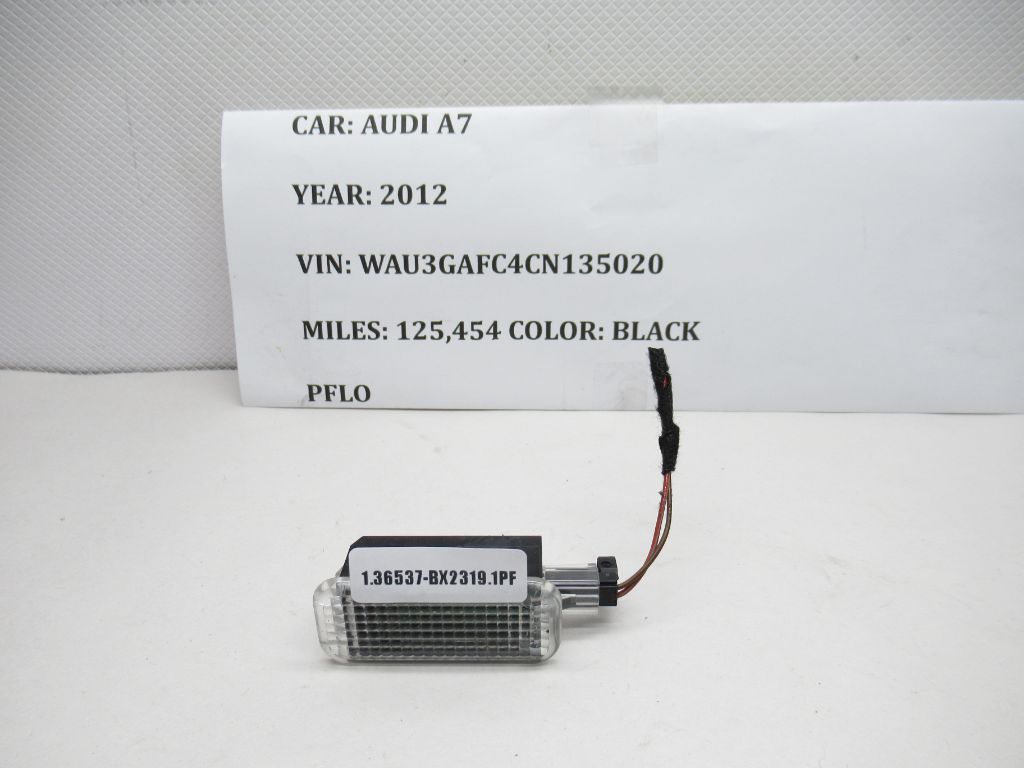2012-2018 Audi A7 Quattro  Interior Courtesy Light Lamp 4E0947415 OEM