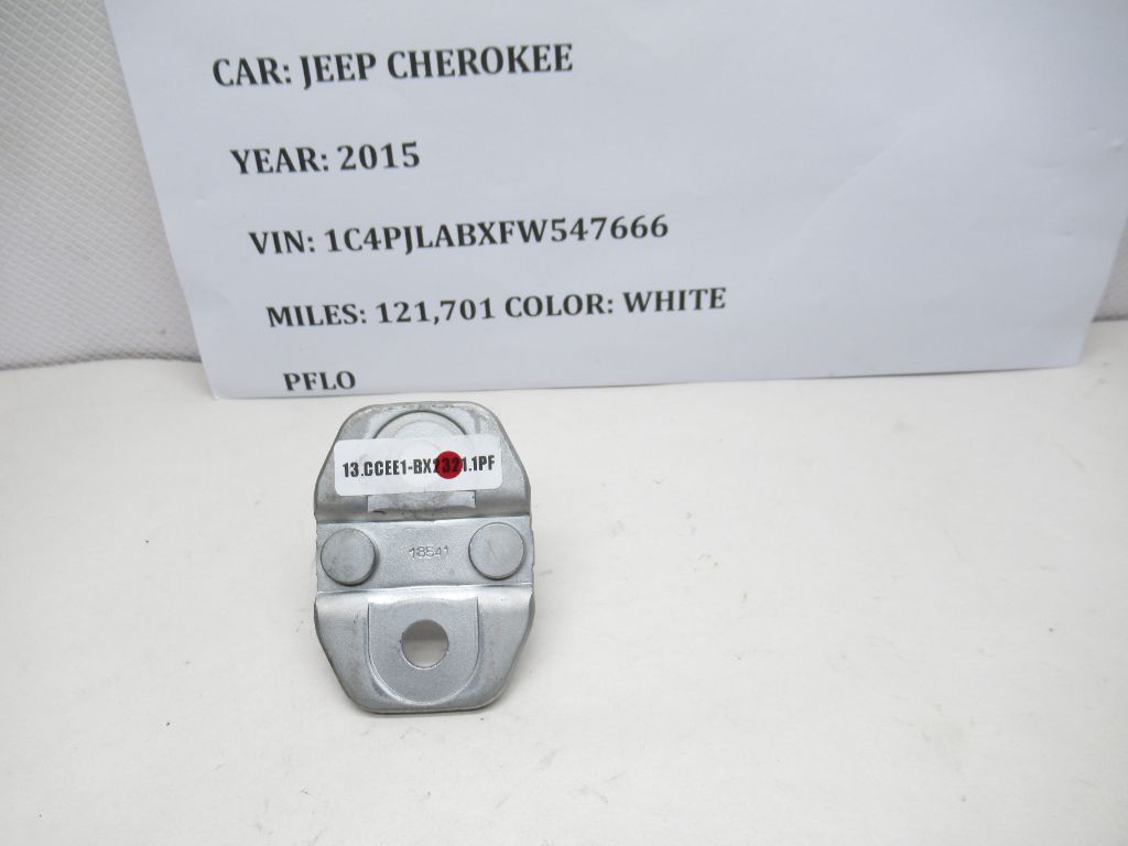 2015-2018 JEEP CHEROKEE Door Striker 04589050AB OEM