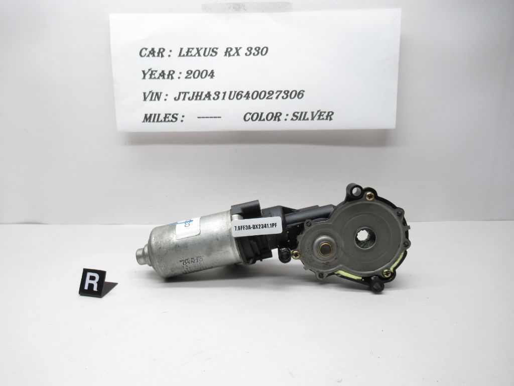 2004-2006 Lexus RX Front Right Window Motor 8582033020 OEM