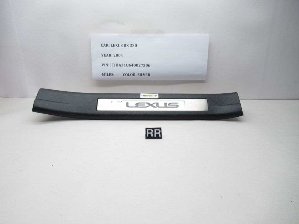 2004- 2006 Lexus RX330 Rear Right Side Door Sill Trim Plate RR 67940-48020 OEM