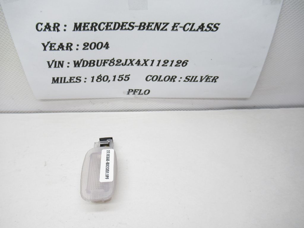 02-09 Mercedes Benz E-Class Interior Reading Lamp A2118203801 OEM