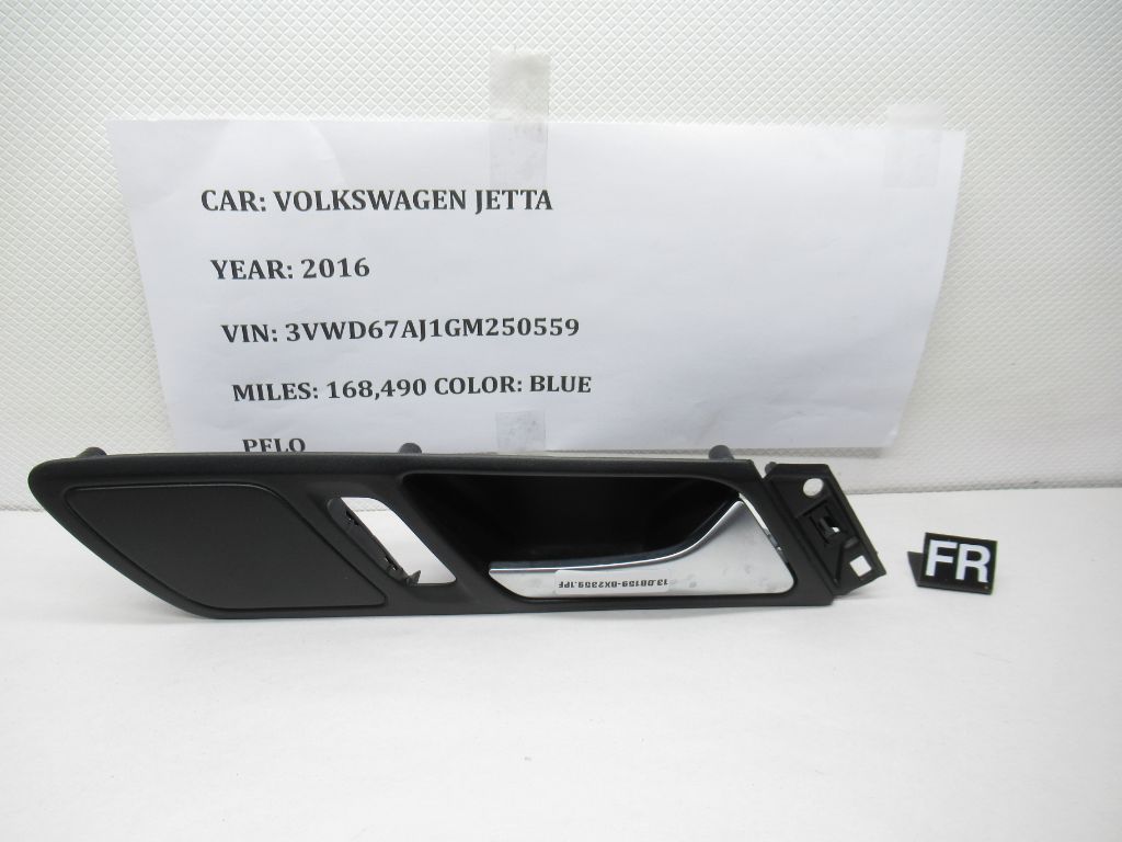 2011-2018 Volkswagen Jetta Front Right Door Interior Handle 5C7837114F OEM