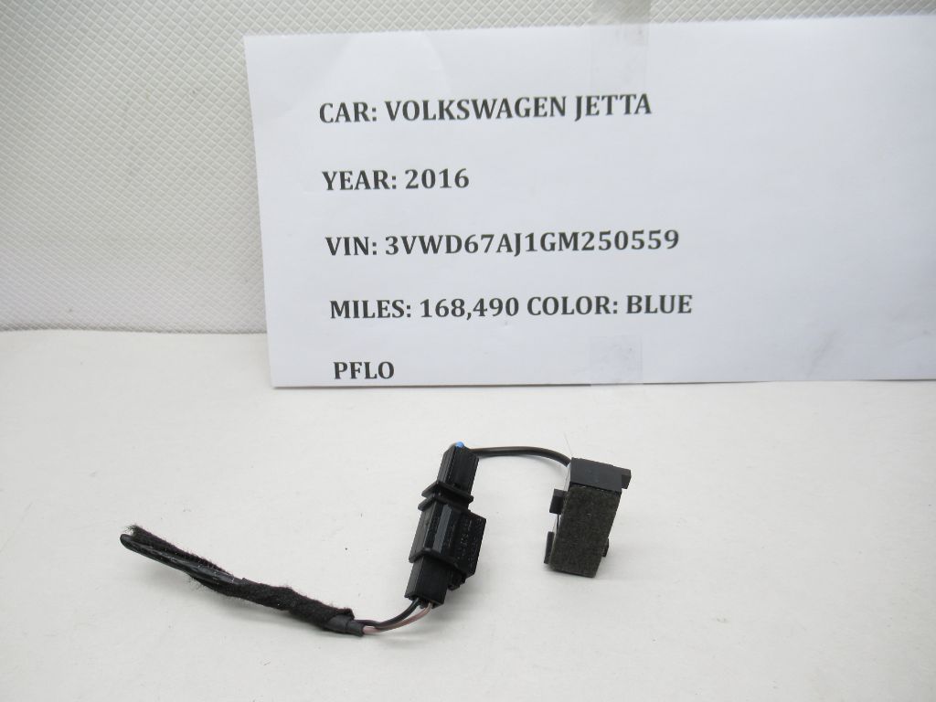 2016-2018 Volkswagen Jetta Microphone 3B0035711B OEM