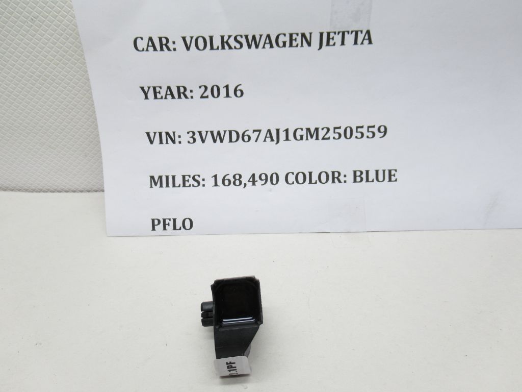 2016-2018 Volkswagen Jetta Impact Sensor 561959351 OEM