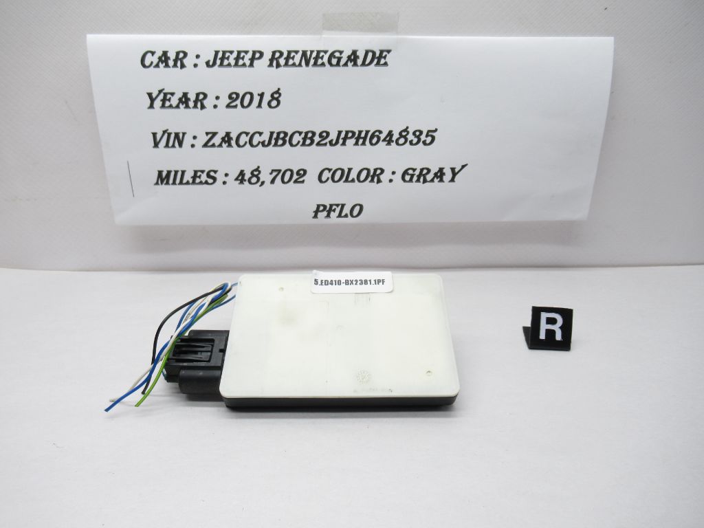 2016 - 2018 Jeep Renegade Park Assist Radar Sensor Right 52049444 OEM