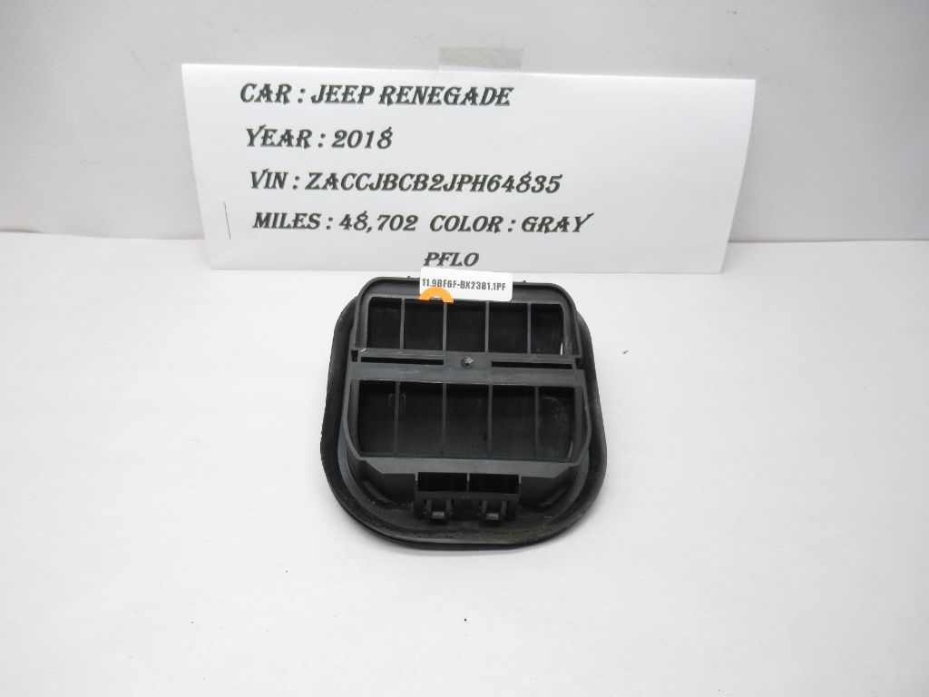 2017-2018 JEEP RENEGADE Quarter Panel Pressure Air Vent 68391659AA OEM