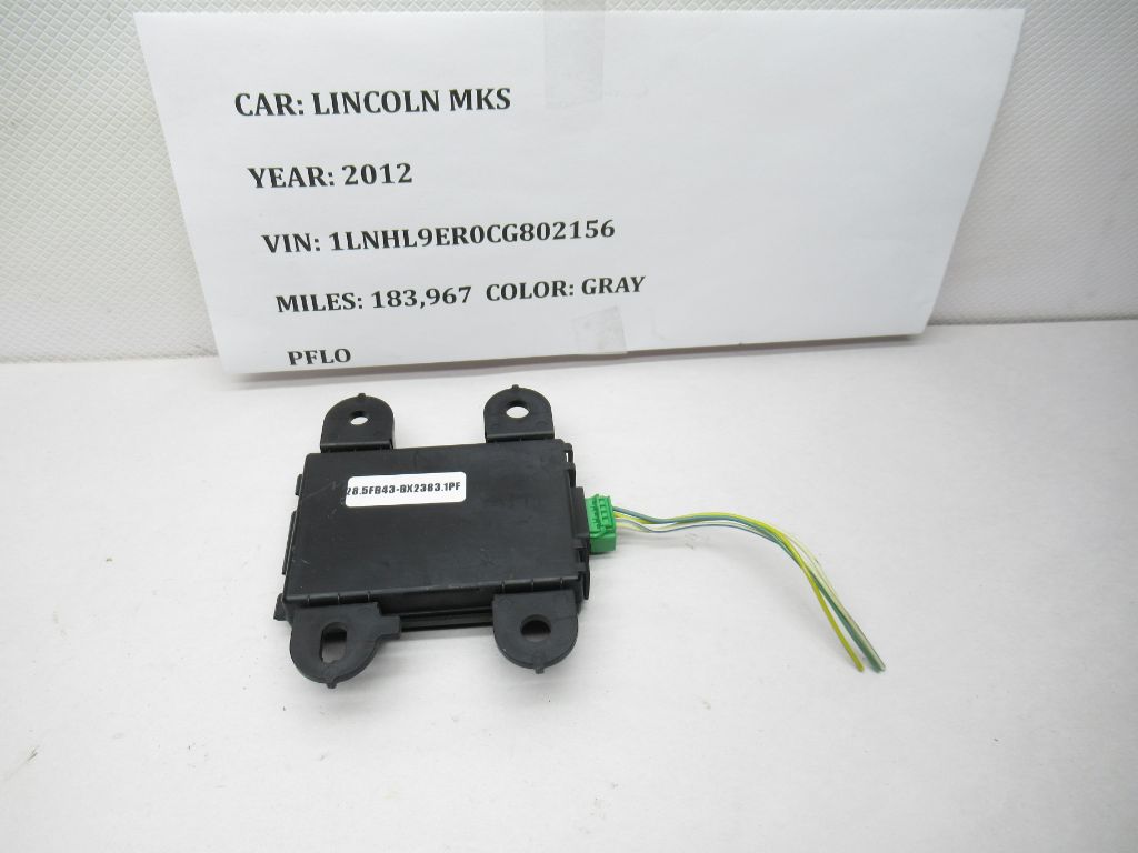 2009-2012 Lincoln MKS Antenna Control Module 8A5T-15607-AC OEM