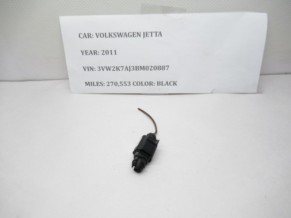 2011-2016 Volkswagen Jetta Pigtail Plug Connector 8K0973702 OEM