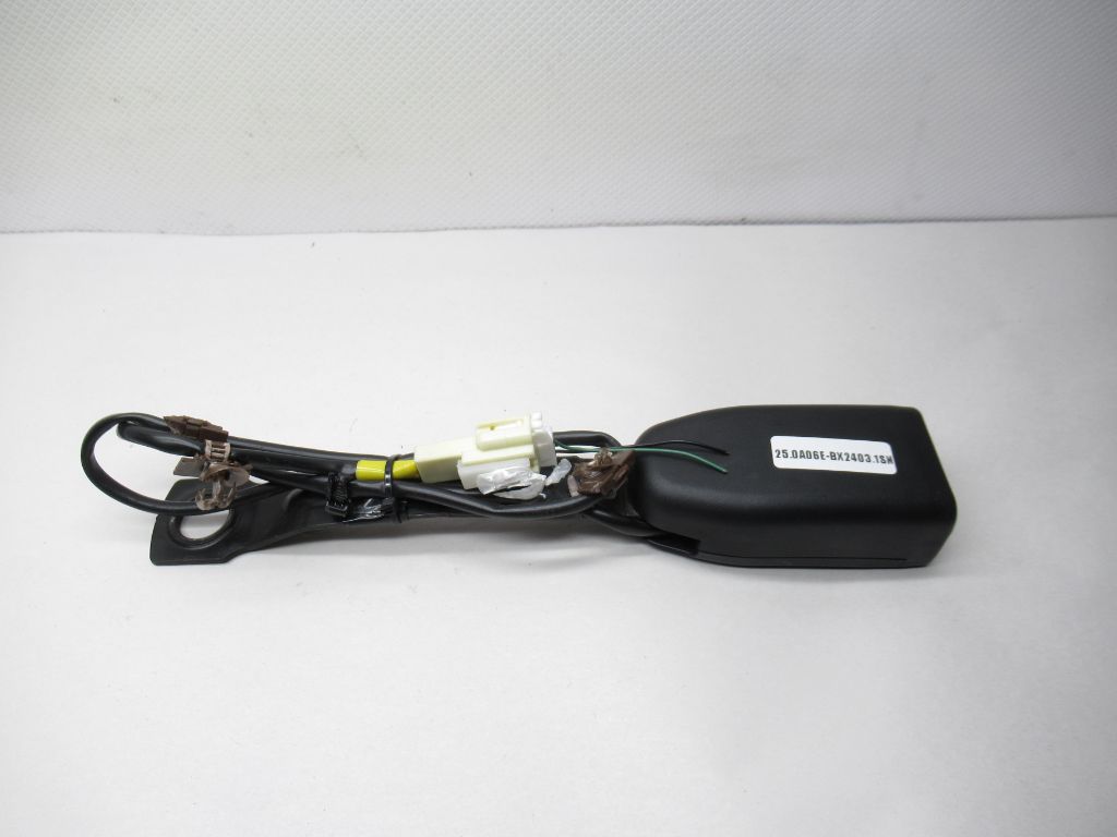 2018-2023 Subaru Crosstrek Left Front Seat Belt Buckle 64631FL030VH OEM