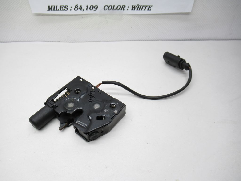 2012-2018 Audi A6 Hood Lock Catch 4G0823509 OEM