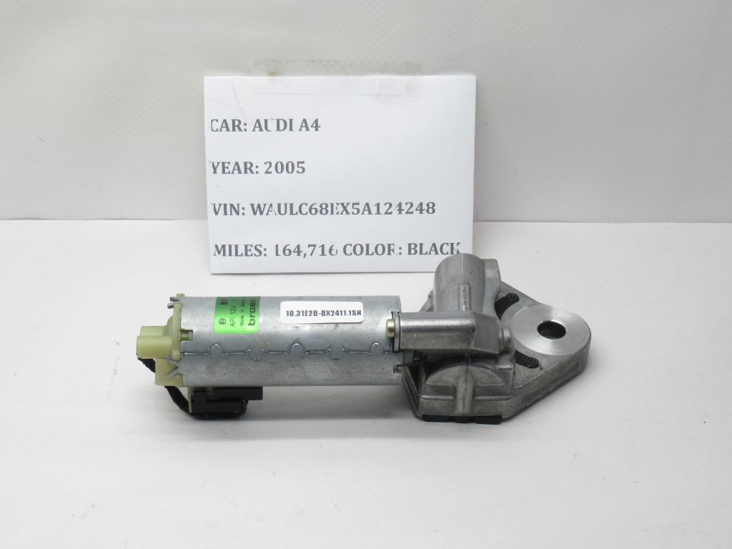 2002-2005 Audi A4 Right Front  Seat Adjust Motor 0130002529 OEM