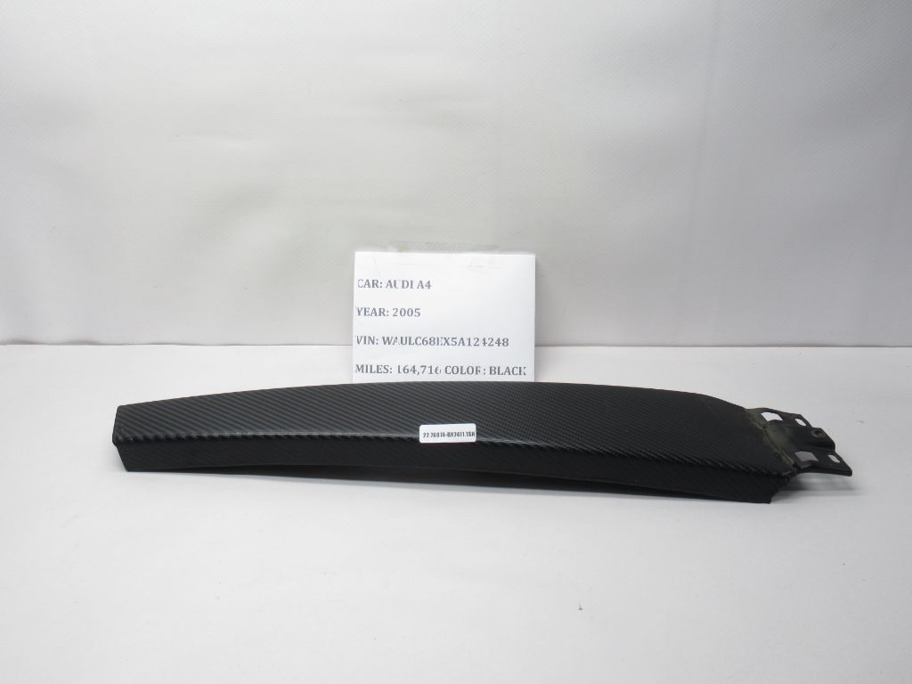 2002-2005 Audi A4 Left  Exterior B Pillar TRIM 8E0 853 289 E OEM