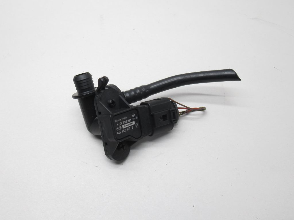 2015-2018 PORSCHE MACAN Brake Booster Pressure Sensor 1K0906207A OEM