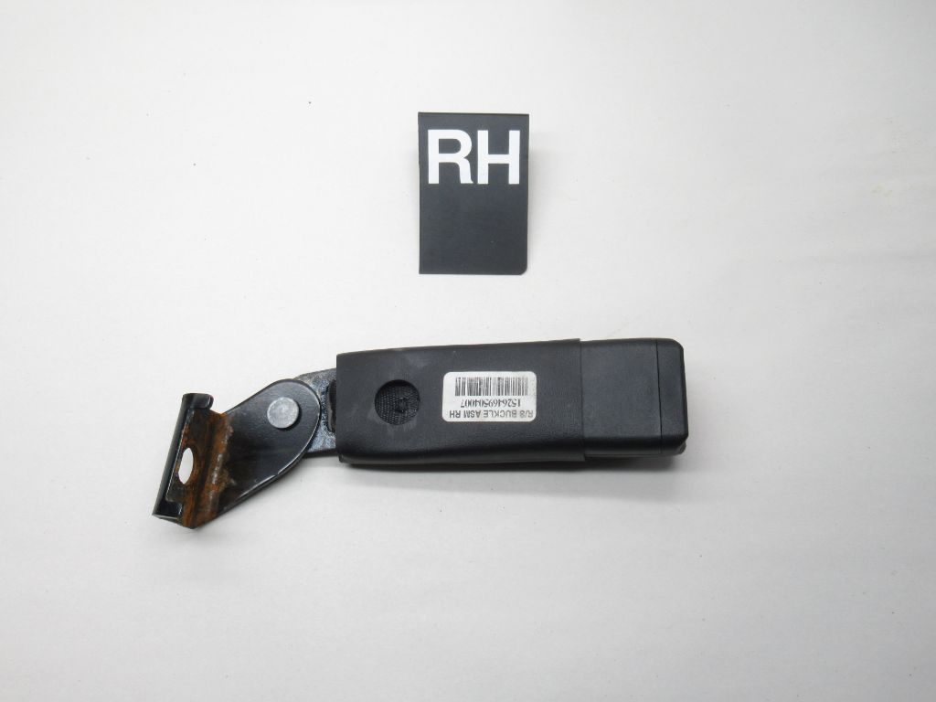 2006-2011 Cadillac DTS RH Side  Seat Belt Buckle 19149129 OEM