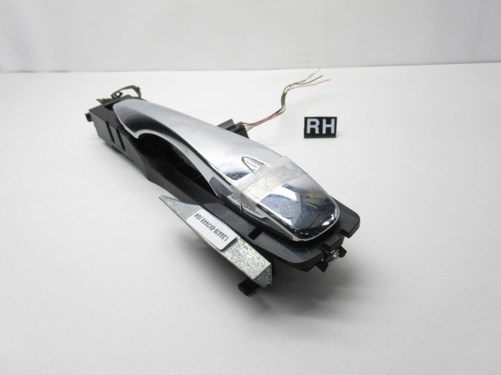 2013-2018 Nissan Altima Right Door Exterior Handle 82640-3TA0A OEM