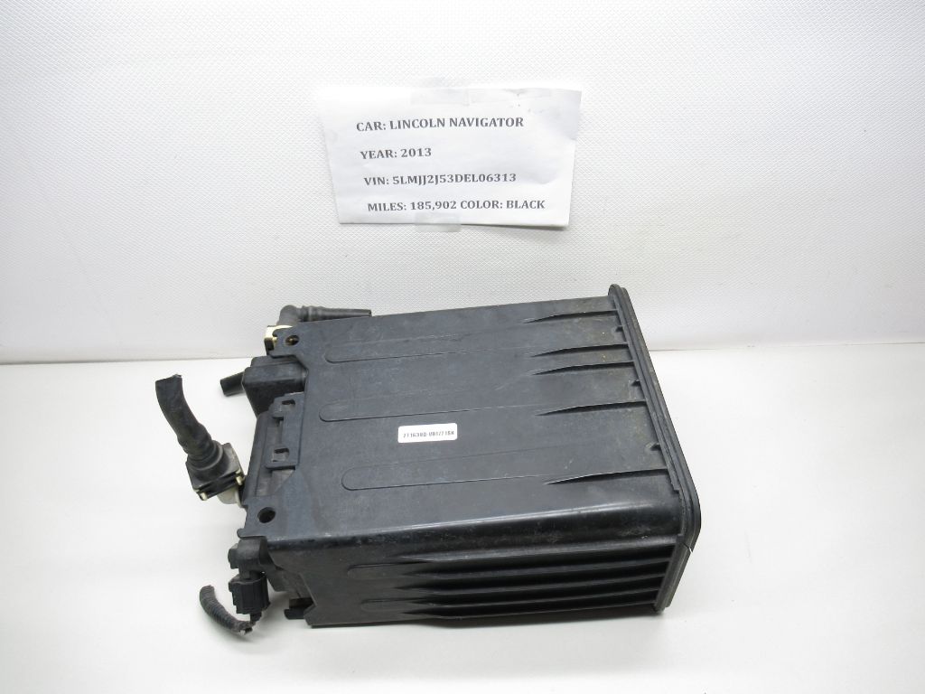 09-14 Lincoln Navigator Fuel Vapor Evaporator Emiss. Canister 9U5A-9D653-AB OEM