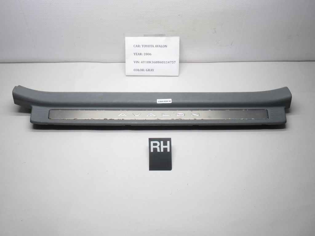 2005 - 2012 Toyota Avalon Front Right Scuff Sill Plate 67913-AC040 OEM