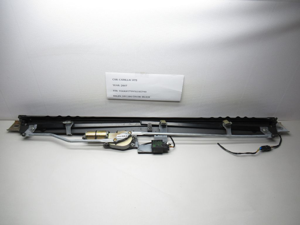 2006-2011 Cadillac DTS Rear Power Sunshade Assembly 15256783 OEM