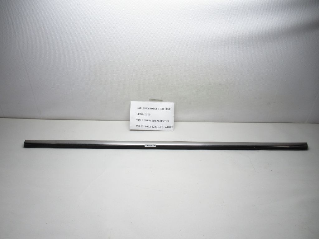 2010-2017 Chevrolet Traverse Door Window Chrome Strip Seal OEM