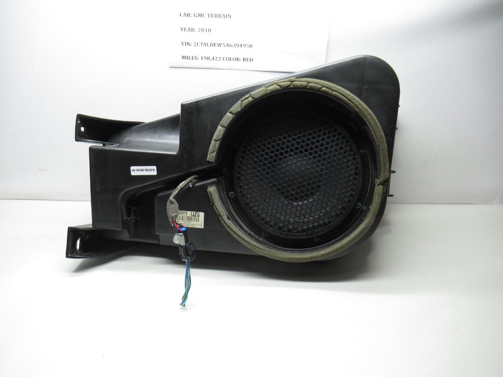 2010-2017 GMC Terrain Subwoofer Speaker 25802876 OEM