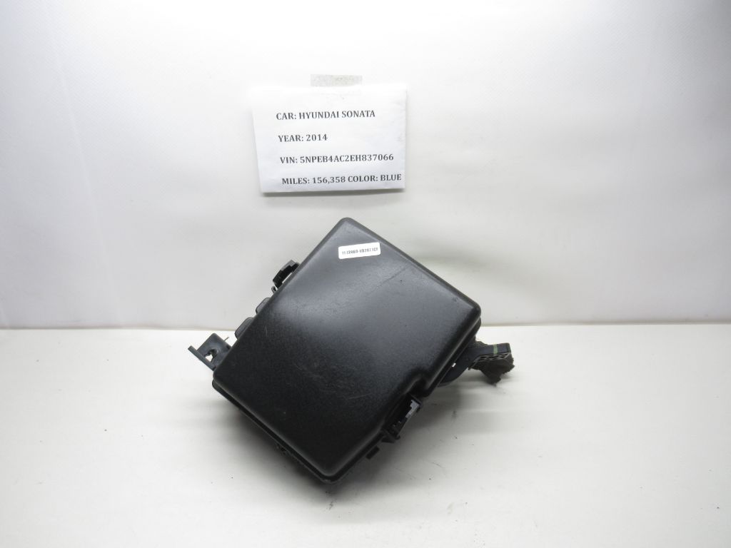 2011-2014 Hyundai Sonata Fusebox Fuse Box Relay Module VS917503Q070YC OEM