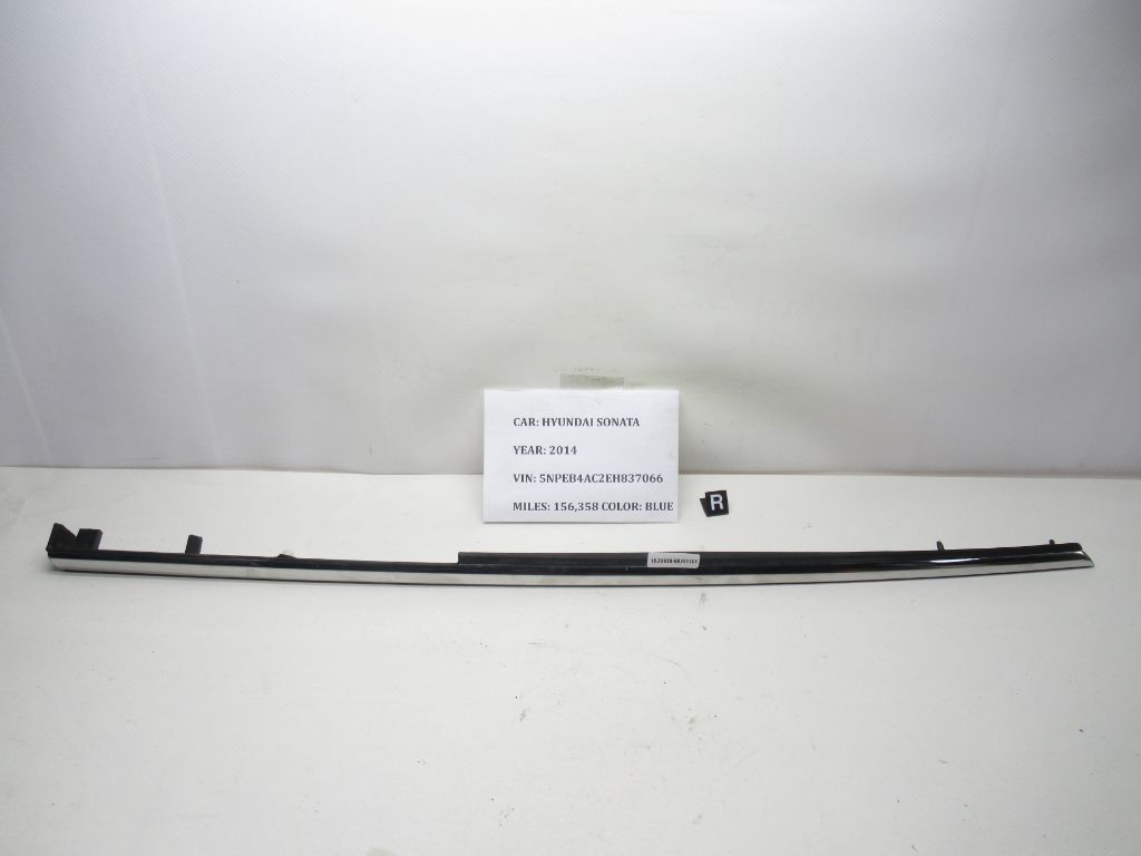2011-2014 Hyundai Sonata Fender Molding Right 87772-3S001 OEM