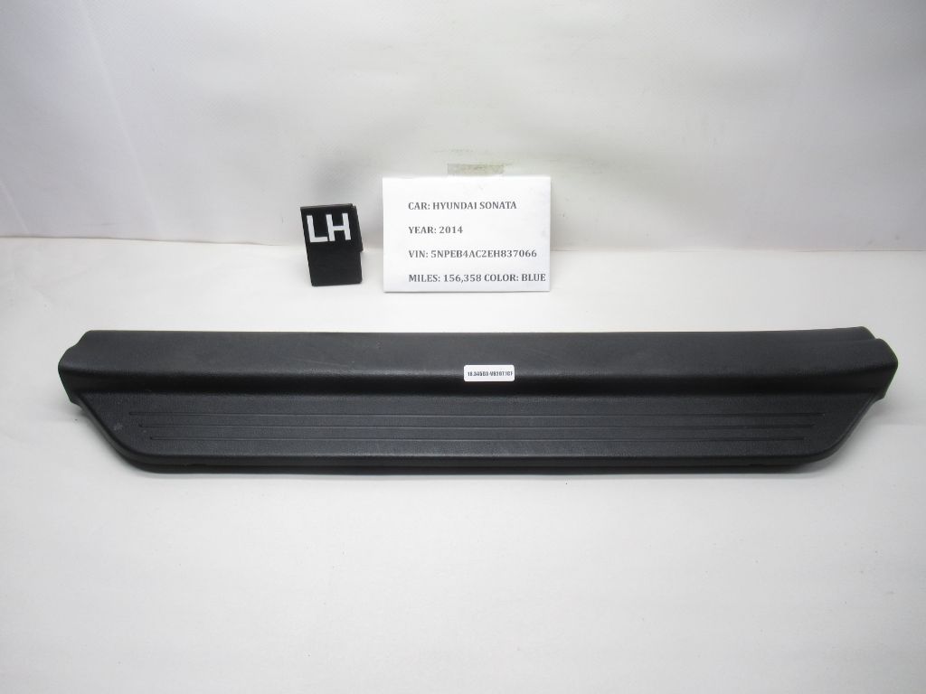 2011-2014 Hyundai Sonata Front Left Side Door Scuff Sill Plate 85871-3Q000 OEM